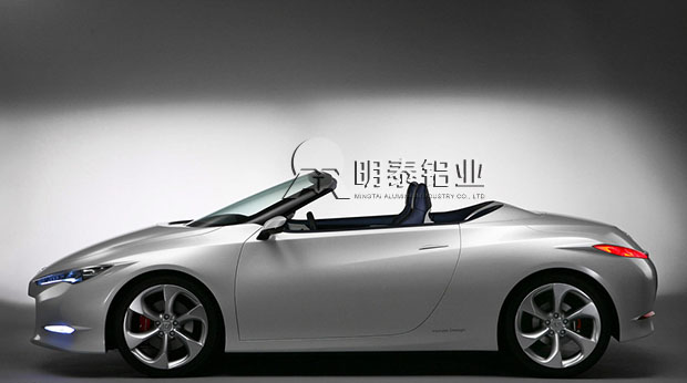 河南明泰鋁業(yè)公司簡(jiǎn)說市場(chǎng)6082鋁板多少錢1公斤